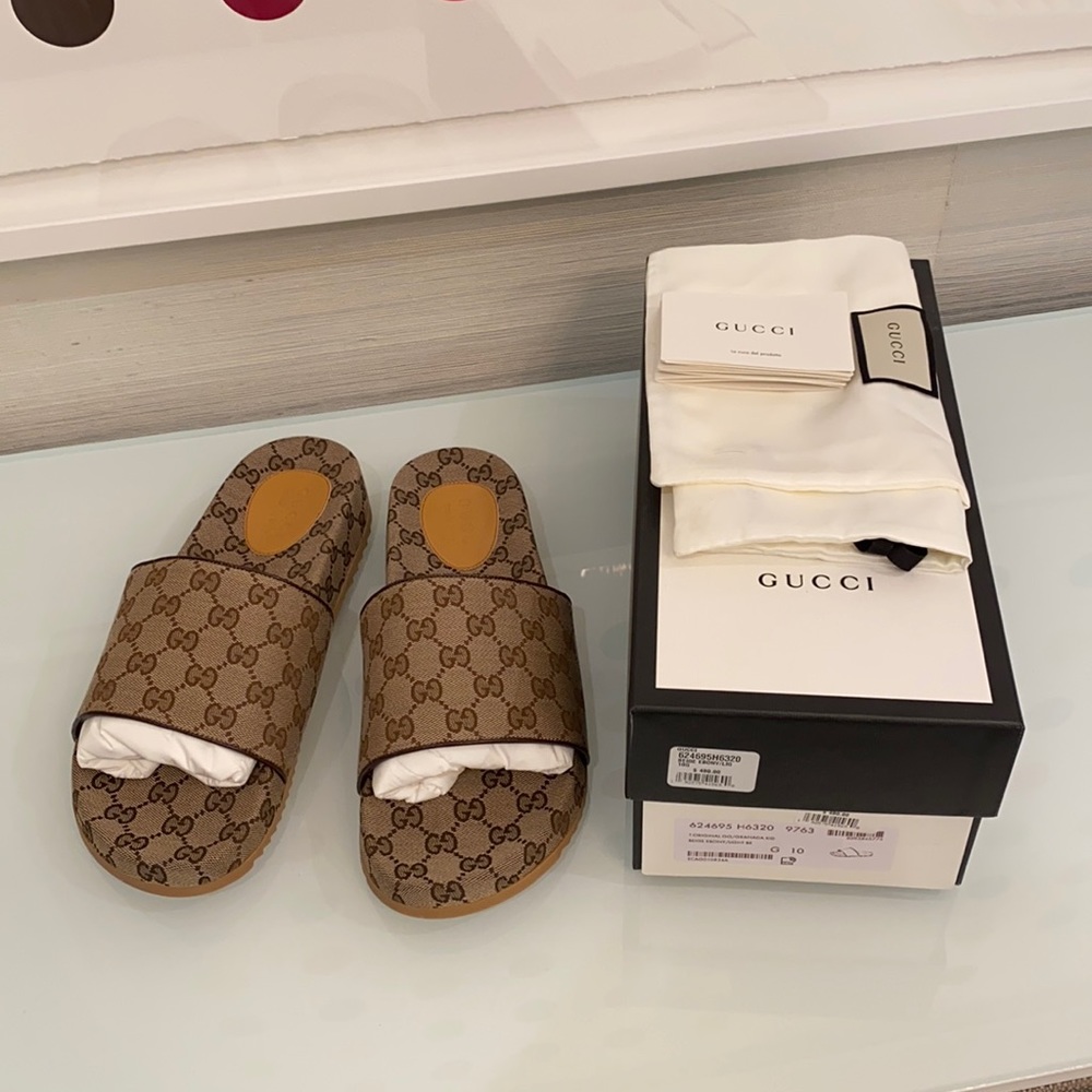 Gucci GG Canvas Slides